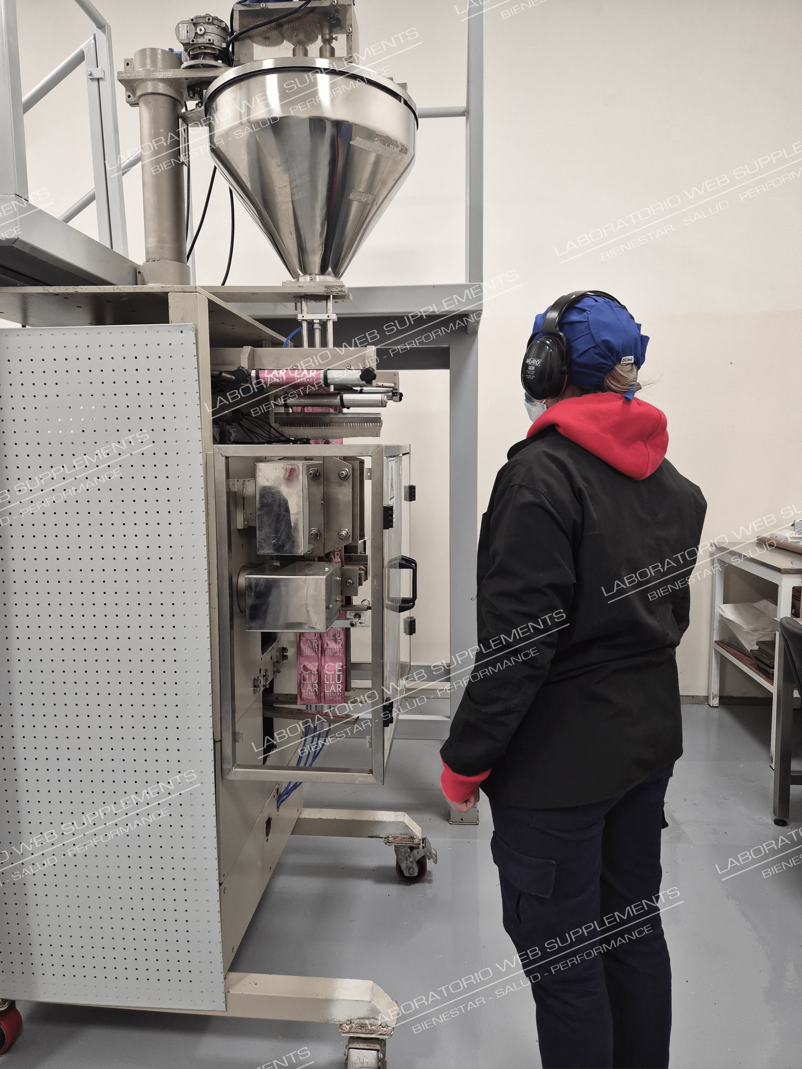 Instalaciones y proceso productivo del laboratorio de suplementos dietarios JBJ